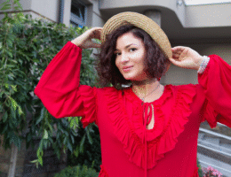 Como montar looks estilosos com peças que você já tem