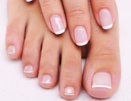 Dicas de cuidados com as unhas para mantê-las fortes e bonitas